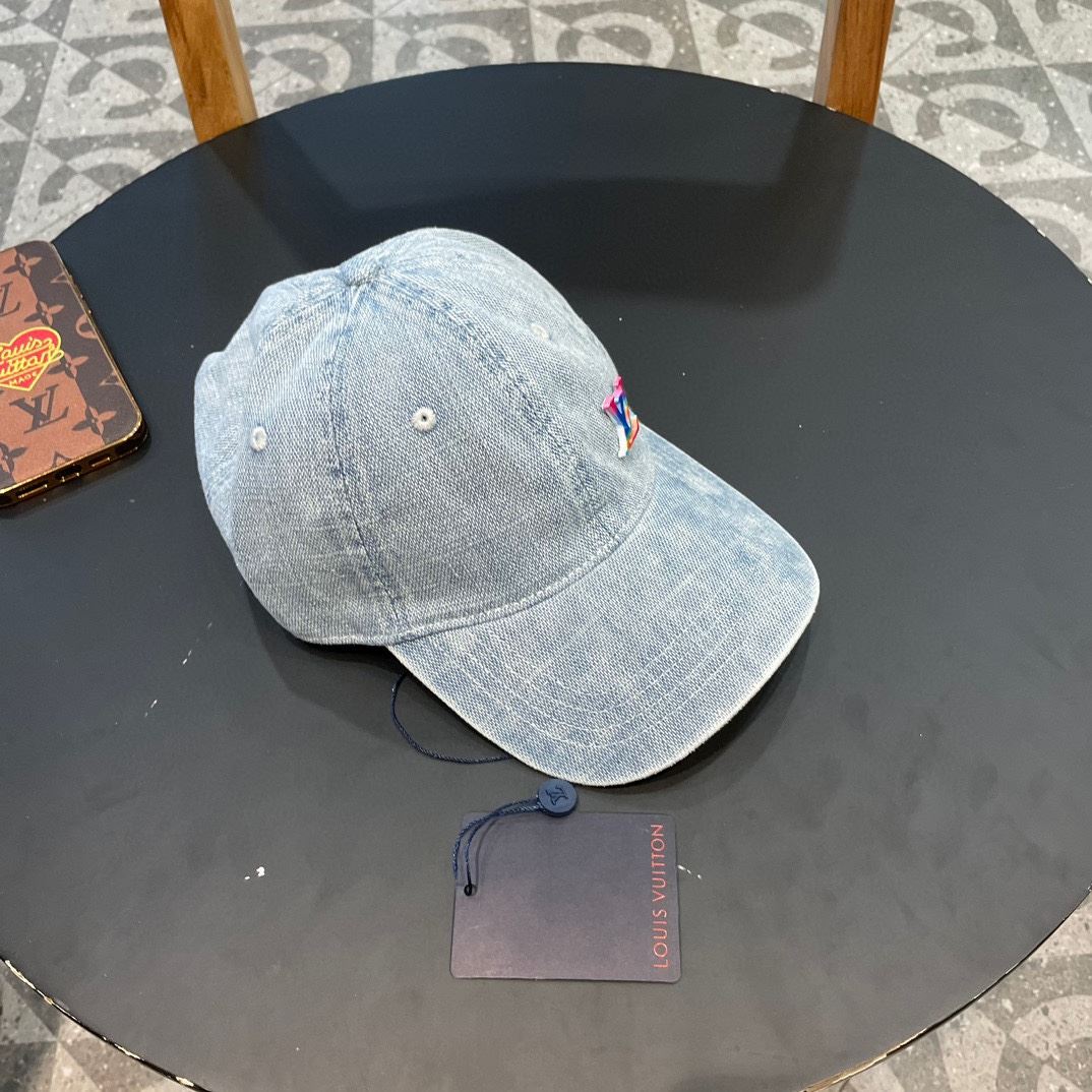 Louis Vuitton Caps